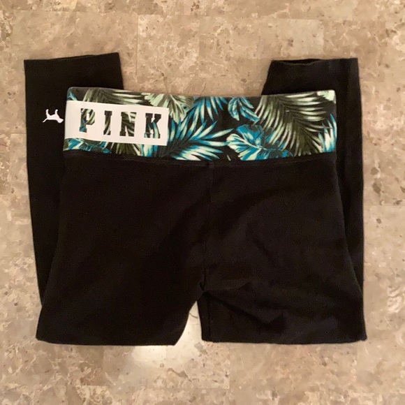 PINK Victoria’s Secret Yoga Tropical Pants - Picture 3 of 4